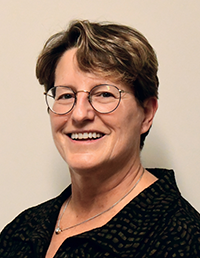 Headshot: Debra Greenberg